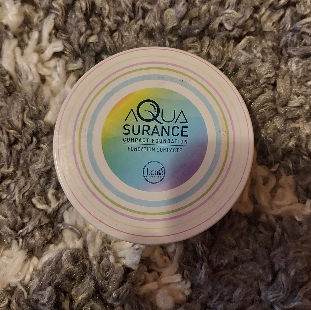 Aqua Surance Compact Foundation(Porcelain)